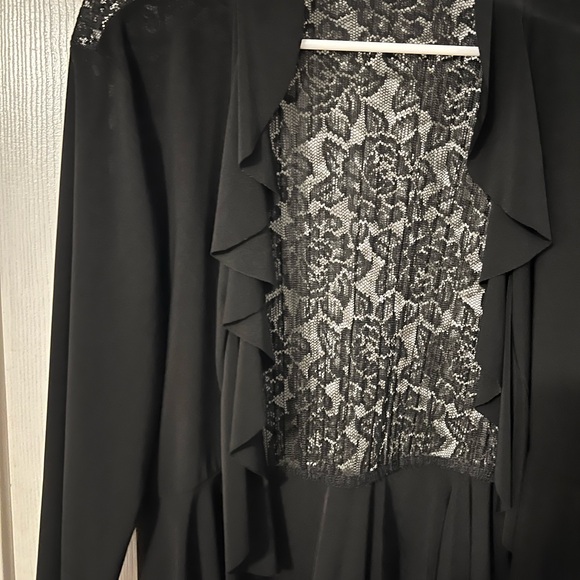 Michelle Lynn Size M Lace Back Open Front Ruffle Cardigan - Picture 7 of 10
